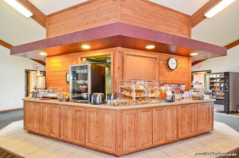 Best Western Maritime Inn Sturgeon Bay Restaurant photo